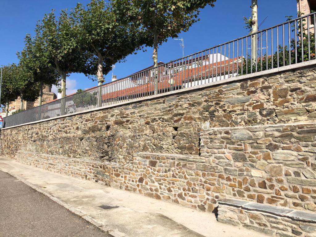 Mejoras en Pinar de Alba, calle Olivo, Matadero y calle Resbalón
